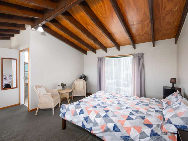 6 Kokohuia Road Omapere_12