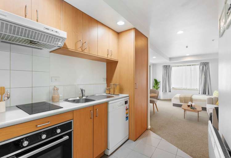 2C/2 Eden Crescent Auckland Central_3