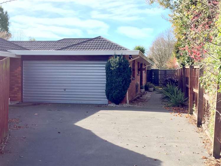 2/84 Memorial Avenue Ilam_23