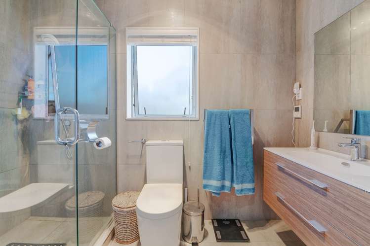 118 Parkview Drive Gulf Harbour_14