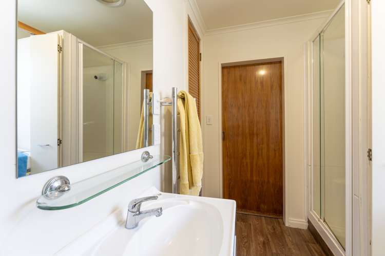 537 Madras Street Saint Albans_10