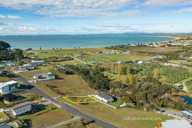 Prime Coastal Section: Sun, Sea Views & Location