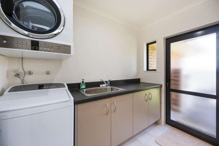 61 Mount Stewart Halcombe Road Sanson_16