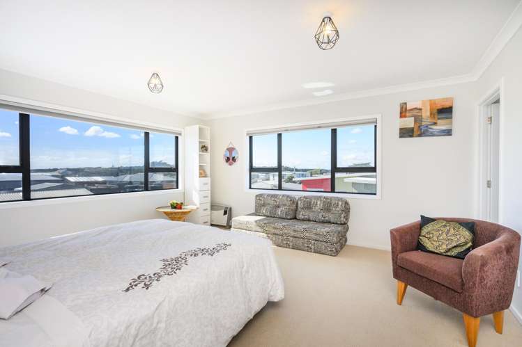 17 Marine Parade Foxton Beach_19