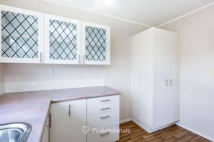 41/17 John Street Trentham_13
