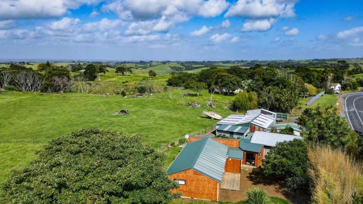 2160 Awhitu Road Pollok_11