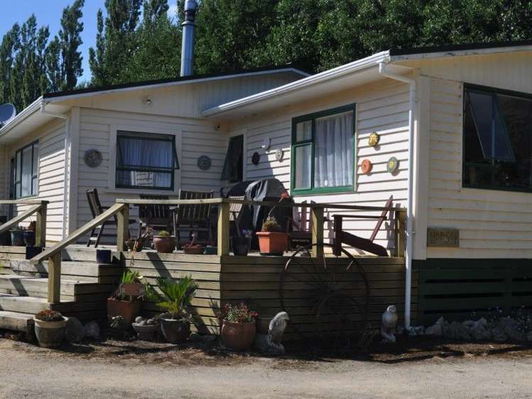 1230 Opaki Kaiparoro Road Mauriceville_15