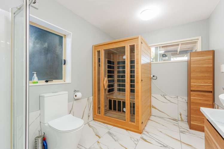 1391 Whangaparaoa Road Army Bay_25