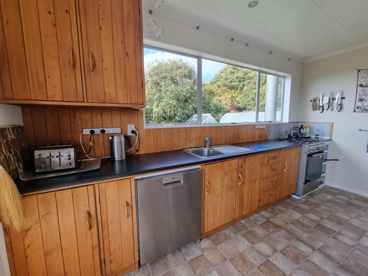 13 Whipp Place Stewart Island_11