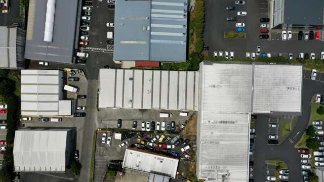 Industrial Unit in Prime Henderson Location