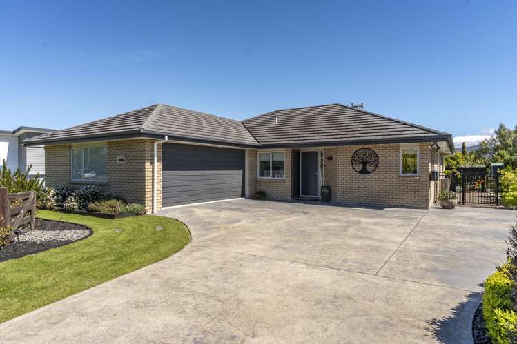 29 Armstrong Avenue Carterton_20