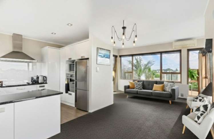 2/22 Martin Crescent Northcote Central_5