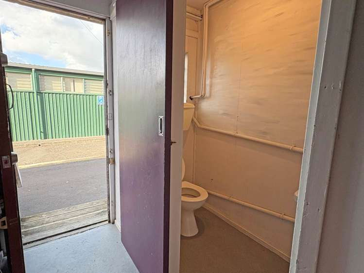 77 Queens Road Panmure_7