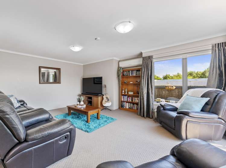 2/50 Henry Hill Road Taupo_6