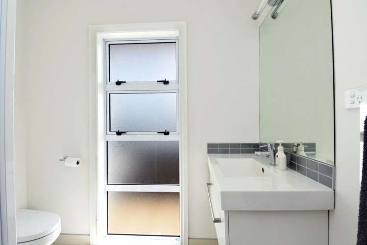 14 Te Otinga Place Pyes Pa_12