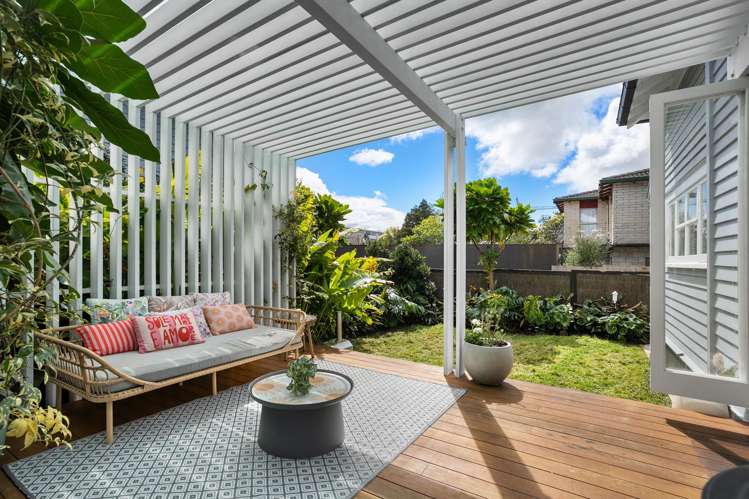 76 Aroha Avenue Sandringham_12