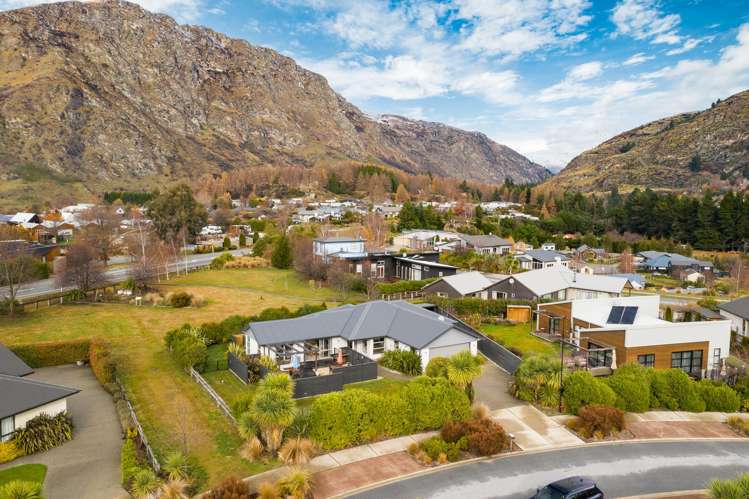 6 Evening Star Road_0