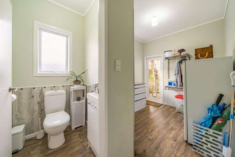 42 Allington Road Karori_14