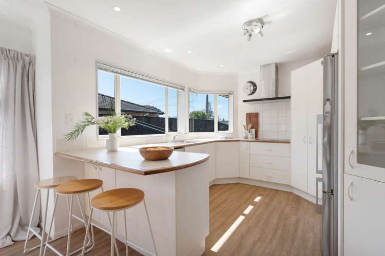 35 Weiti Road Orewa_11