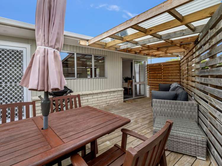 25 Pinedale Parade Milson_9