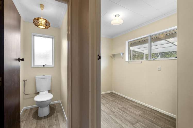 20 Mayfair Place Westown_10