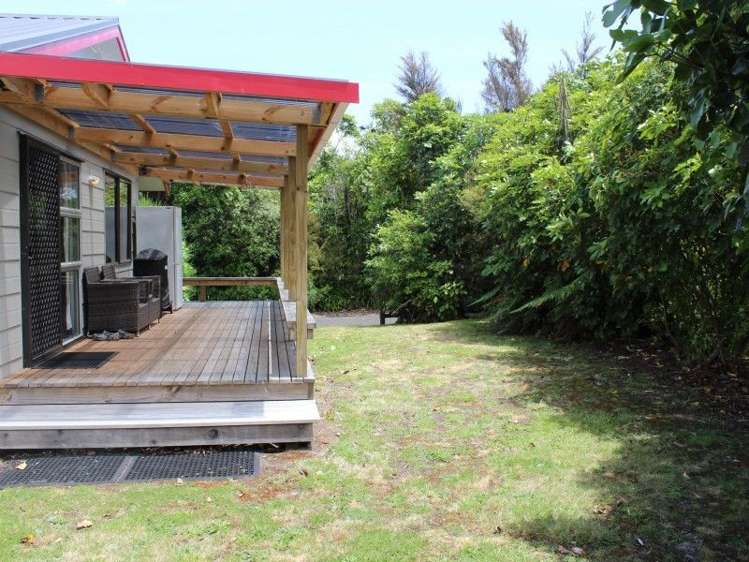 18 Hoani Place Kuratau_10