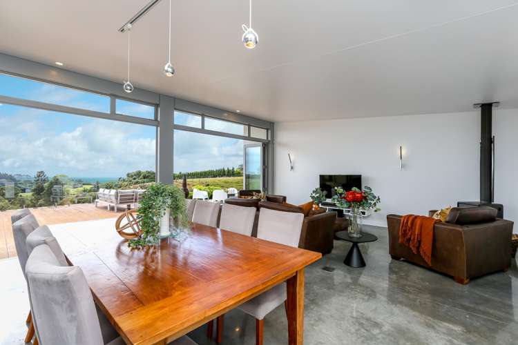 11 Wilson Road Urenui_5