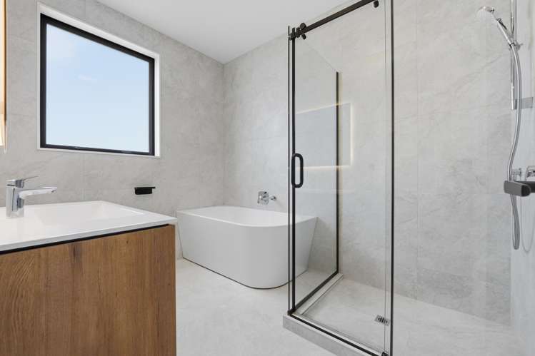 5 Halcyon Bay Lane Orewa_13