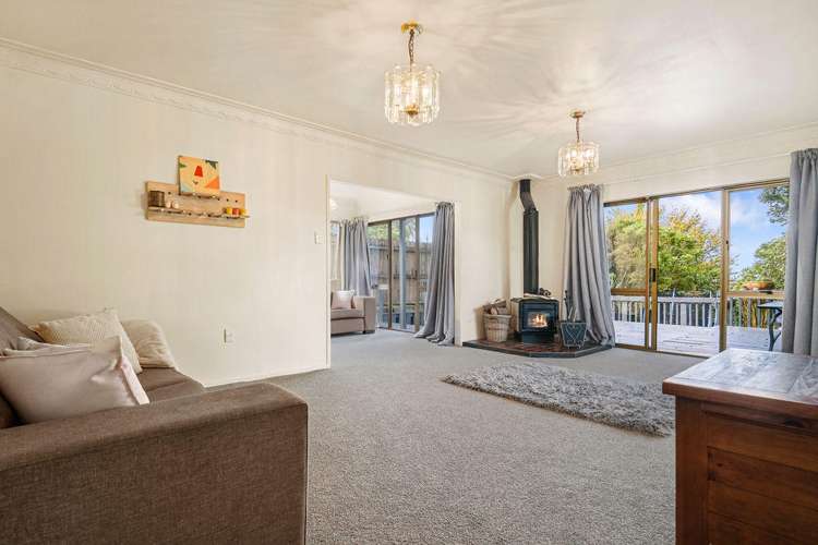 32 Nui Mana Place Te Atatu South_8