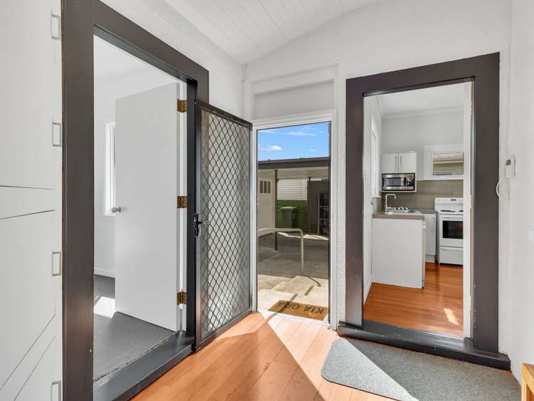 215 Riverslea Road South Akina_11