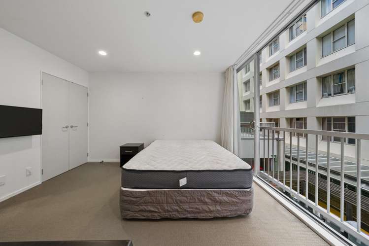 210/9 Gilmer Terrace_4