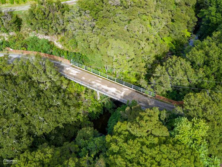 814 Mikimiki Road Mikimiki_12