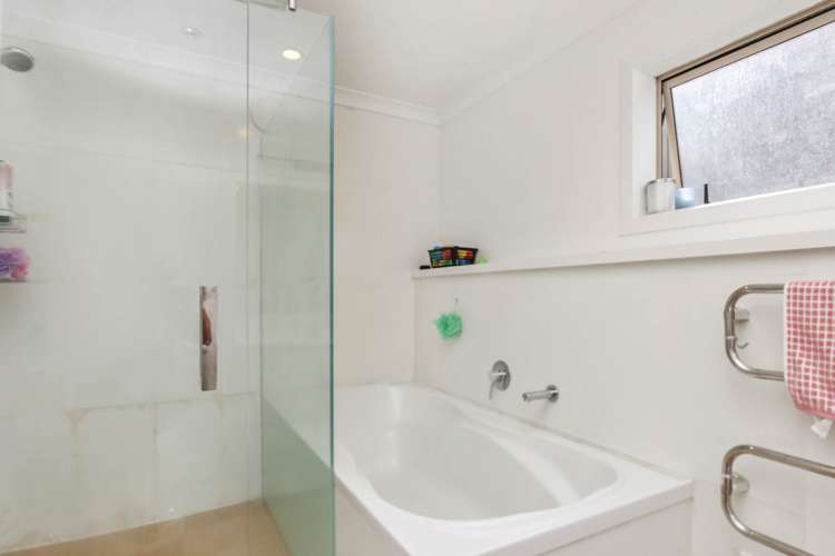 36 Alamein Road Panmure_6