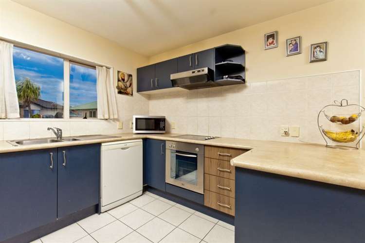 14a Charlenne Close Ranui_5