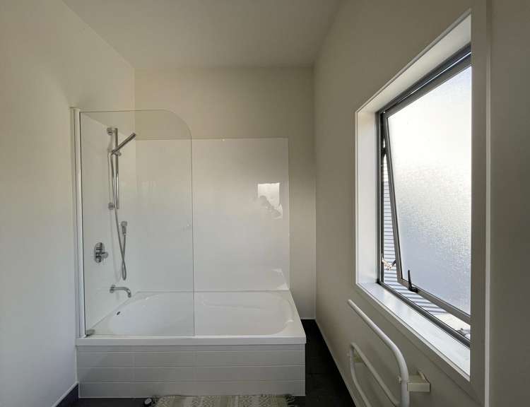 76H Edmonton Rd Henderson_21