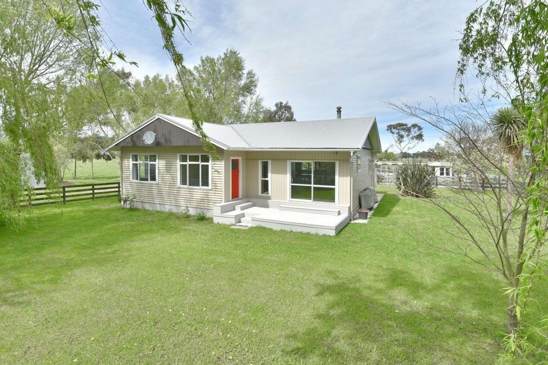 1636 Christchurch Akaroa Road Gebbies Valley_0