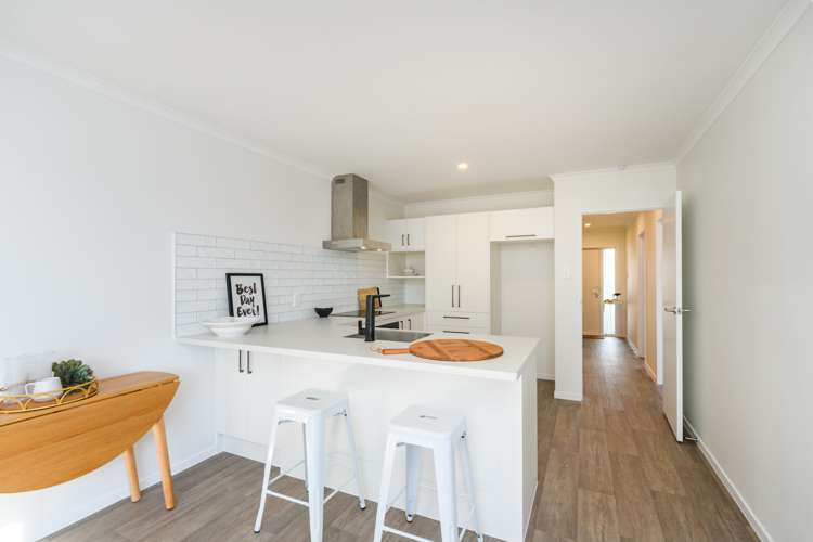 1b Hereford Street West End_5