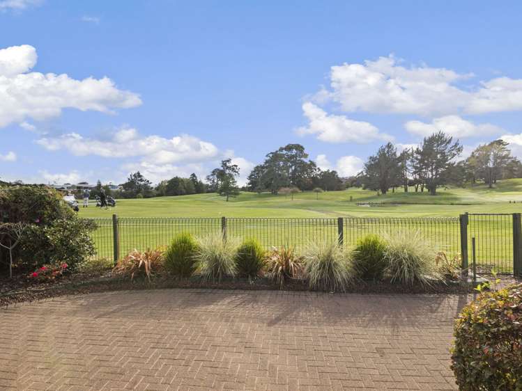 2/39 West Fairway Golflands_18