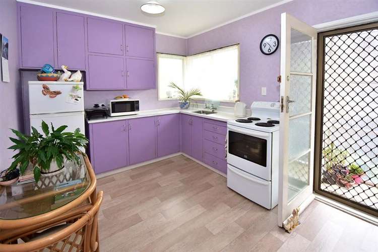 1/214 Sunnynook Road Totara Vale_5