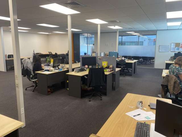 F3, 27-29 William Pickering Drive Albany_2