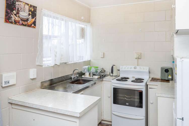 81 A-E Firth Street Hamilton East_12