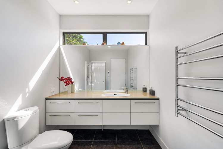 21 Le Quesne Road Bay View_29