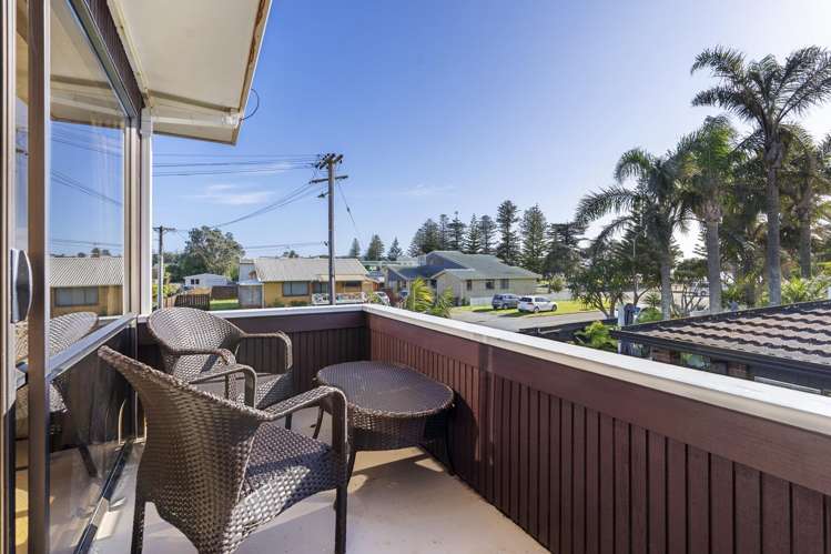 2 Empire Road Orewa_6