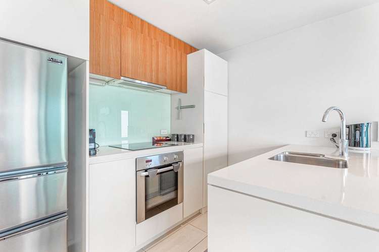 421/6 Dockside Lane Auckland Central_9