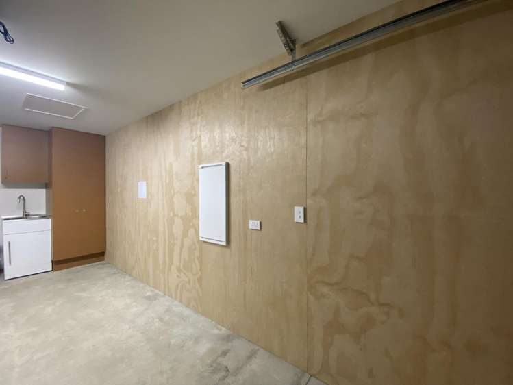 18 Whittington Drive 11103_10