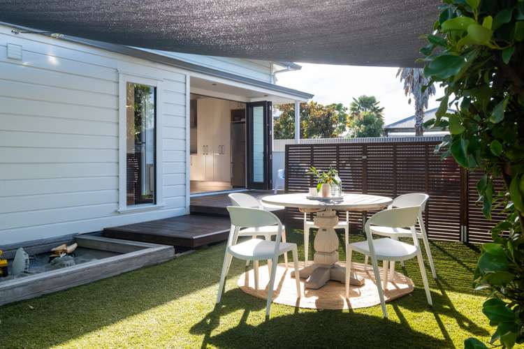 69 Nelson Crescent Napier South_15