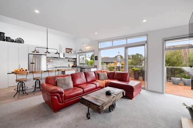 Modern Comfort in a Coveted Locale