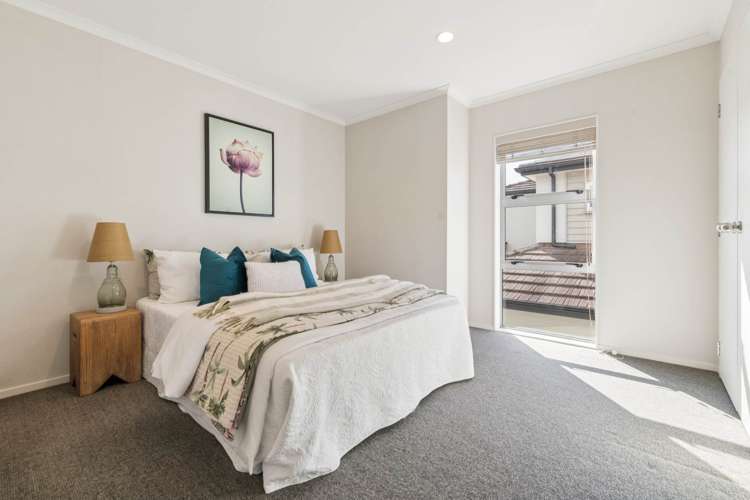 6 Lorenzo Way Flat Bush_14