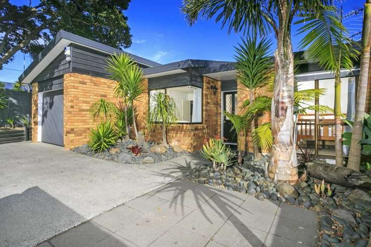 2/7 Seaview Avenue Northcote_4