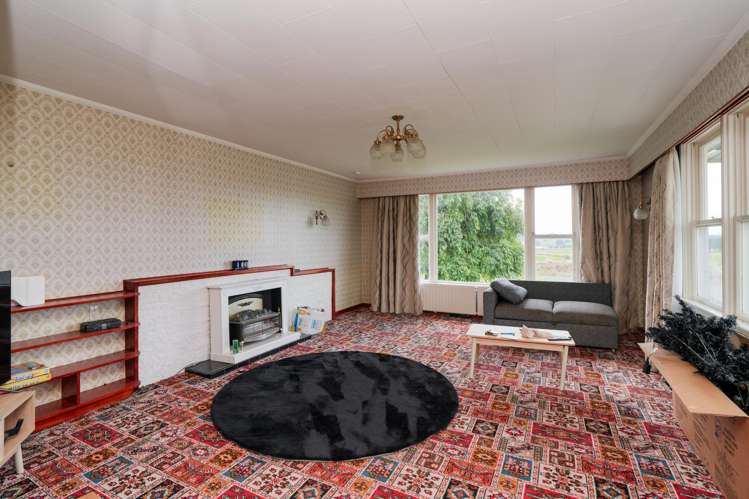 85 Cross Road Edendale_11